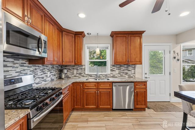 4 Douglas Road, East Brunswick, NJ 08816