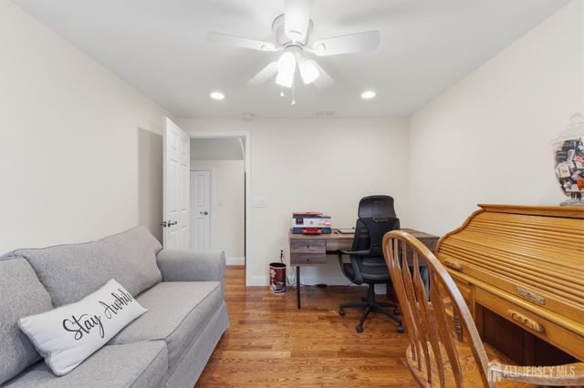 4 Douglas Road, East Brunswick, NJ 08816