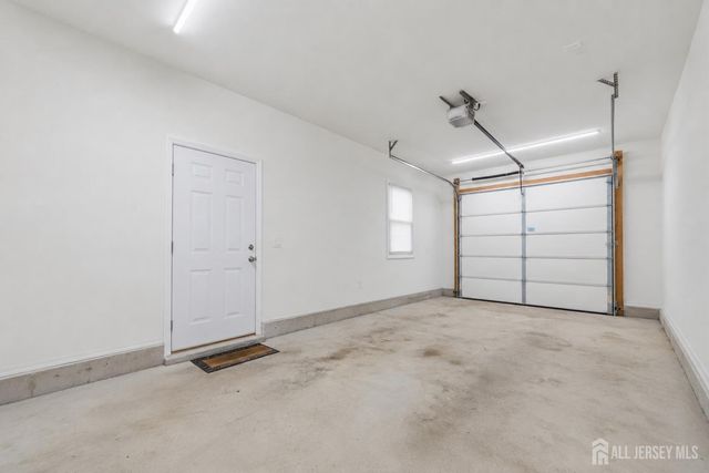 4 Douglas Road, East Brunswick, NJ 08816