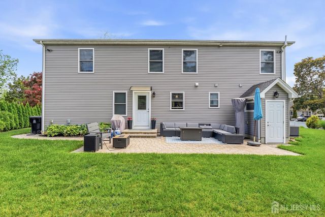 4 Douglas Road, East Brunswick, NJ 08816