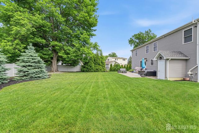4 Douglas Road, East Brunswick, NJ 08816