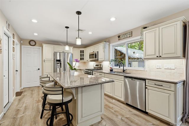 65 Patricia Lane, South Setauket, NY 11720