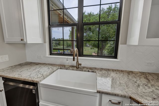1233 Tenderfoot, New Braunfels, TX 78132