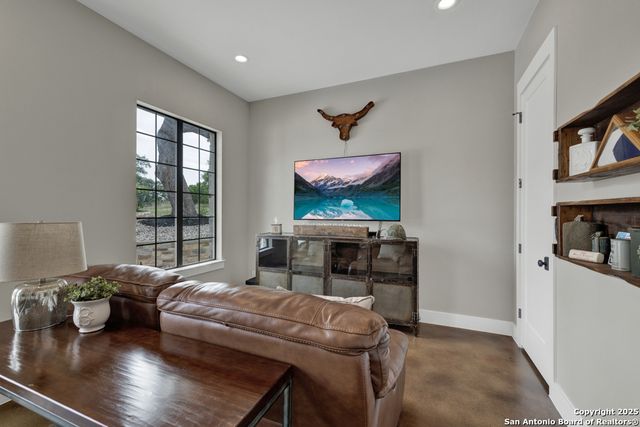 1233 Tenderfoot, New Braunfels, TX 78132