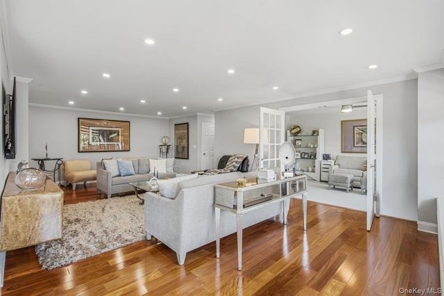 166-25 Powells Cove Boulevard 4M, Beechhurst, NY 11357