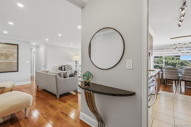 166-25 Powells Cove Boulevard 4M, Beechhurst, NY 11357