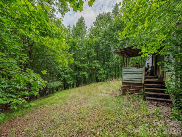 68 Long Ridge Road, Candler, NC 28715