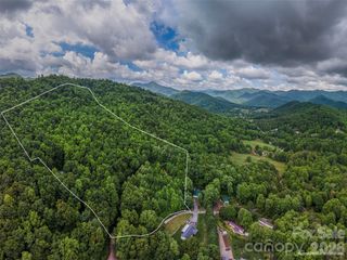 68 Long Ridge Road, Candler, NC 28715