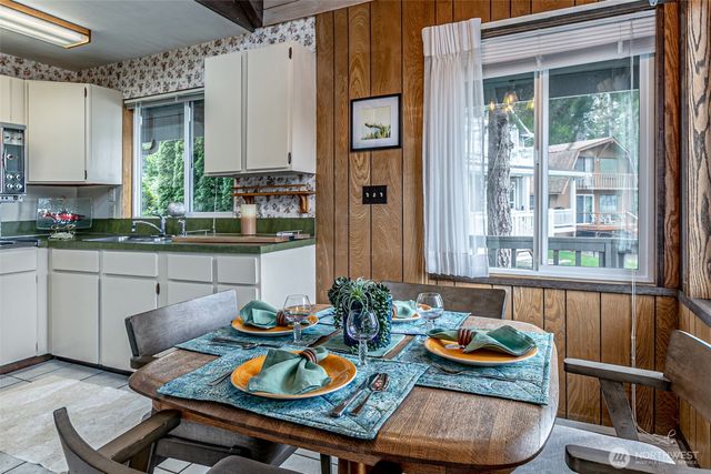 10 E North Cove Road, Shelton, WA 98584
