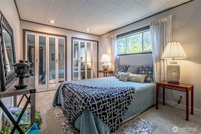 10 E North Cove Road, Shelton, WA 98584