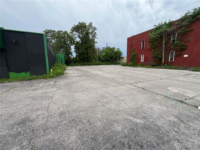 3610 Cass Avenue, St Louis, MO 63113