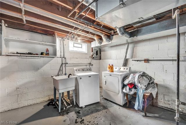 16013 Corkhill Road, Maple Heights, OH 44137