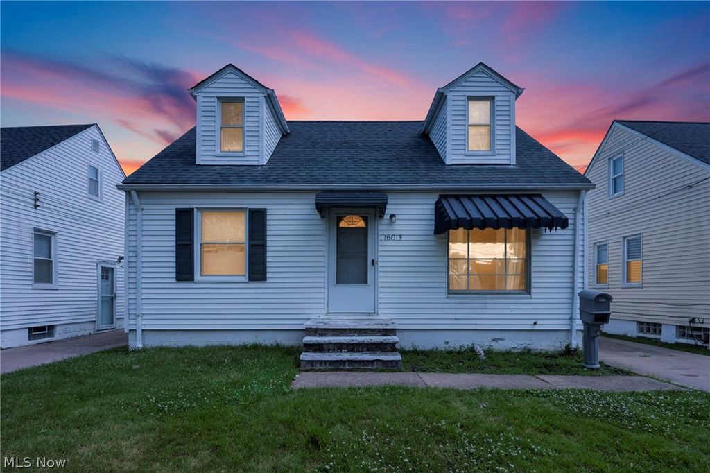 16013 Corkhill Road, Maple Heights, OH 44137