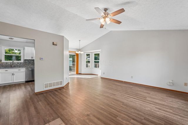 1340 Tenagra Way, Columbus, OH 43228