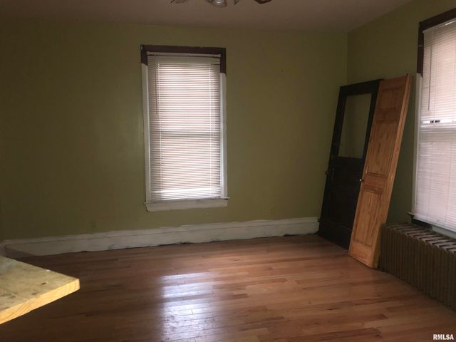 342 W REYNOLDS Street, Springfield, IL 62702