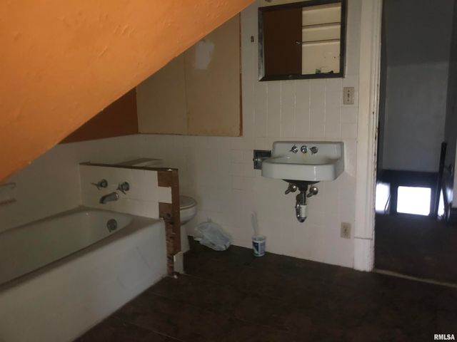 342 W REYNOLDS Street, Springfield, IL 62702