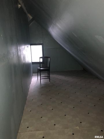 342 W REYNOLDS Street, Springfield, IL 62702