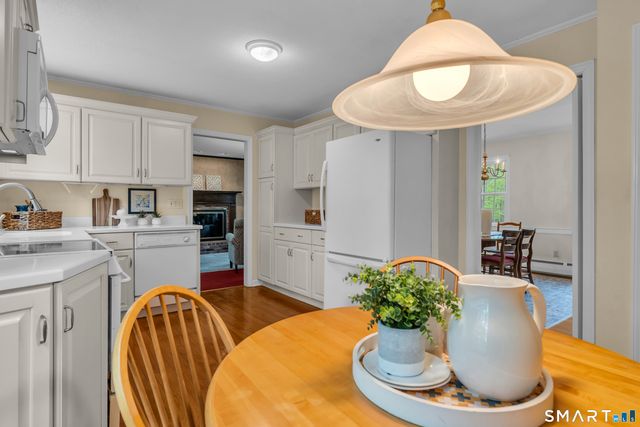 200 Whitethorn Drive, Guilford, CT 06437