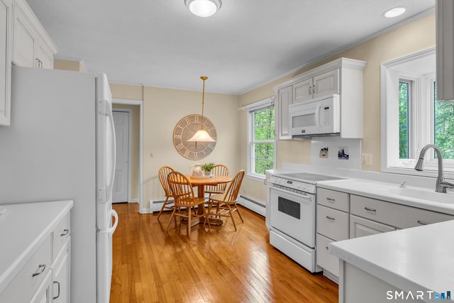 200 Whitethorn Drive, Guilford, CT 06437