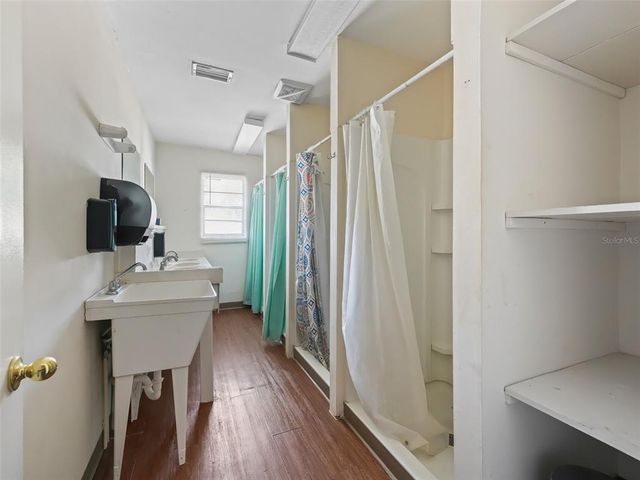 703 & 705 CLEVELAND AVENUE, Wildwood, FL 34785