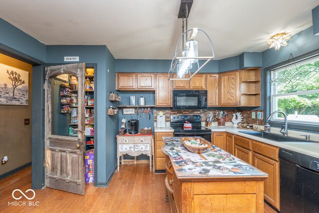 7334 W Reformatory Road, Fortville, IN 46040