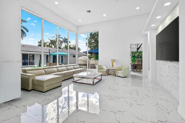2673 NW 64th Boulevard, Boca Raton, FL 33496