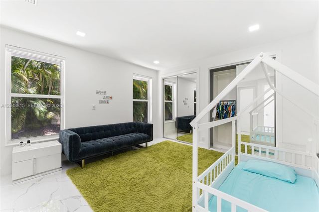 2673 NW 64th Boulevard, Boca Raton, FL 33496
