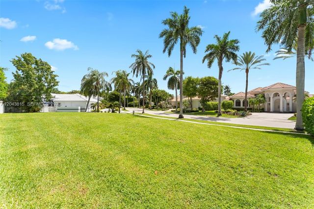 2673 NW 64th Boulevard, Boca Raton, FL 33496