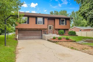 16101 S Legion Court, Plainfield, IL 60586