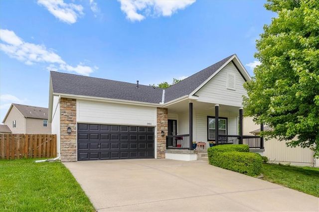 3901 NW Old Stagecoach Road, Kansas City, MO 64154