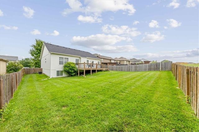 3901 NW Old Stagecoach Road, Kansas City, MO 64154