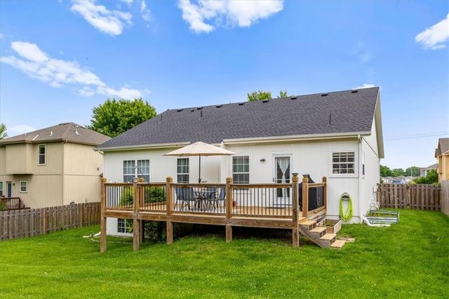 3901 NW Old Stagecoach Road, Kansas City, MO 64154