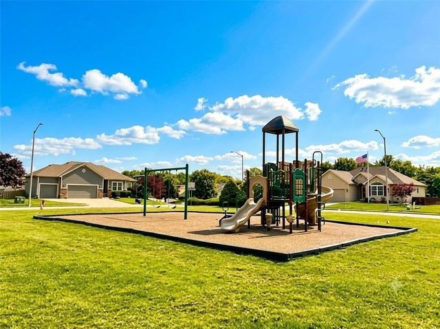 3901 NW Old Stagecoach Road, Kansas City, MO 64154