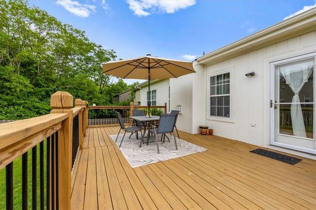 3901 NW Old Stagecoach Road, Kansas City, MO 64154