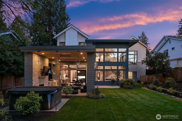 2131 104th Place SE, Bellevue, WA 98004