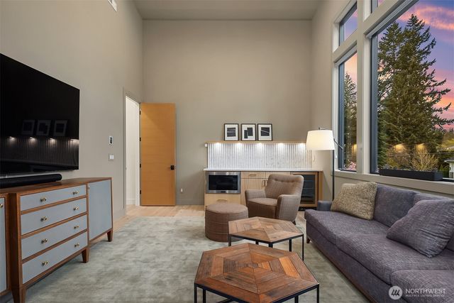 2131 104th Place SE, Bellevue, WA 98004