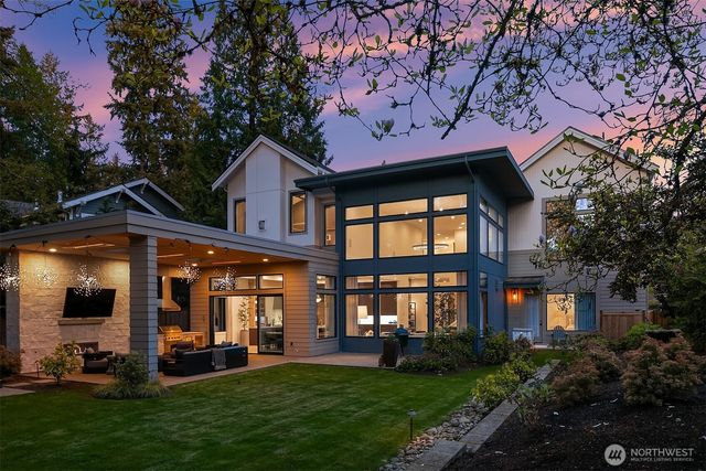 2131 104th Place SE, Bellevue, WA 98004