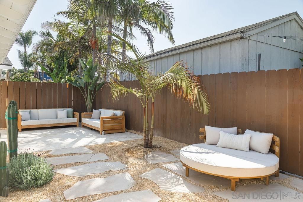 1609 Grandview St, Oceanside, CA 92054 — exterior