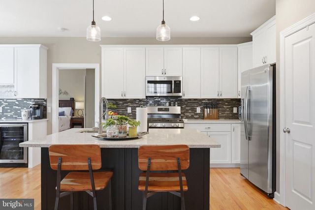 132 VINCENT DR, Stephens City, VA 22655