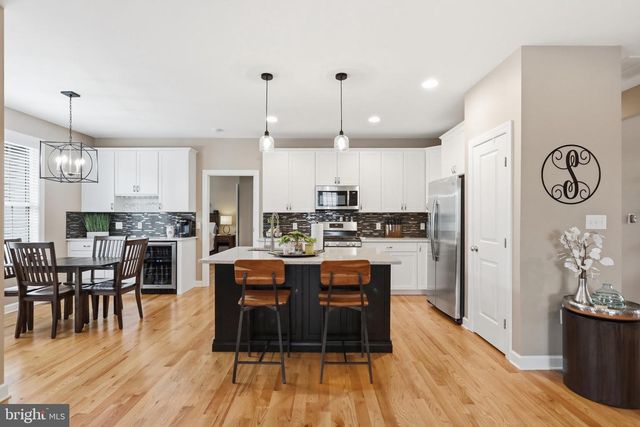 132 VINCENT DR, Stephens City, VA 22655