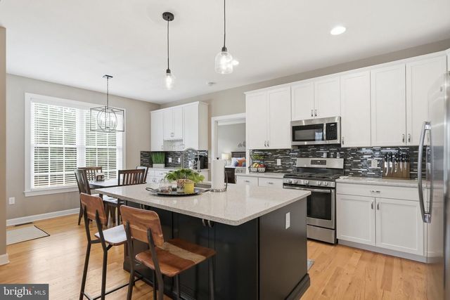 132 VINCENT DR, Stephens City, VA 22655