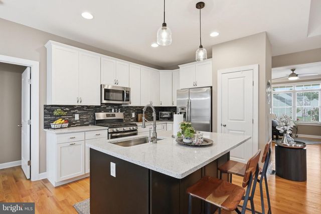 132 VINCENT DR, Stephens City, VA 22655