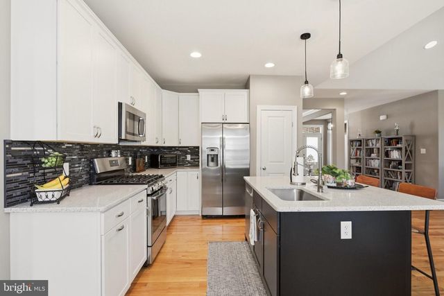 132 VINCENT DR, Stephens City, VA 22655
