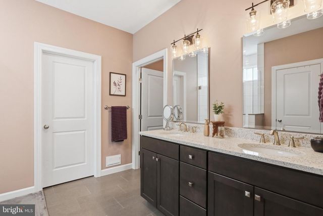 132 VINCENT DR, Stephens City, VA 22655