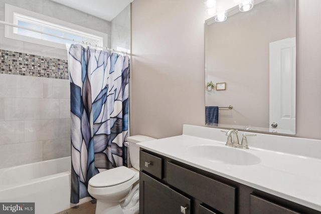 132 VINCENT DR, Stephens City, VA 22655