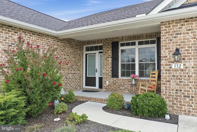 132 VINCENT DR, Stephens City, VA 22655
