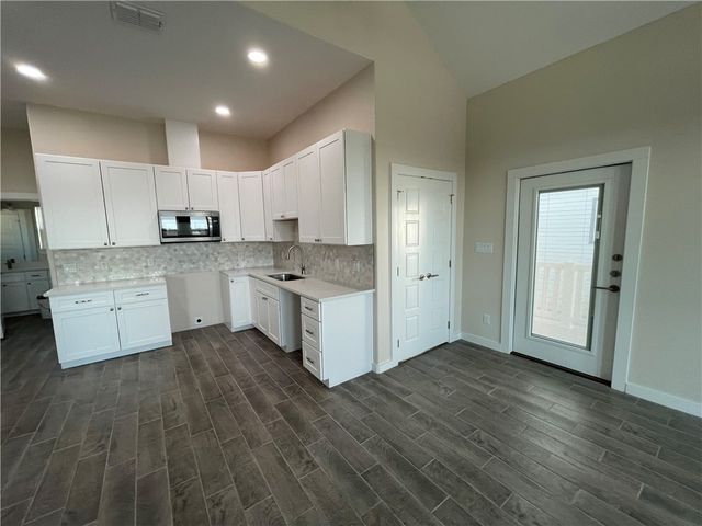 211 St John Circle, Port Aransas, TX 78373