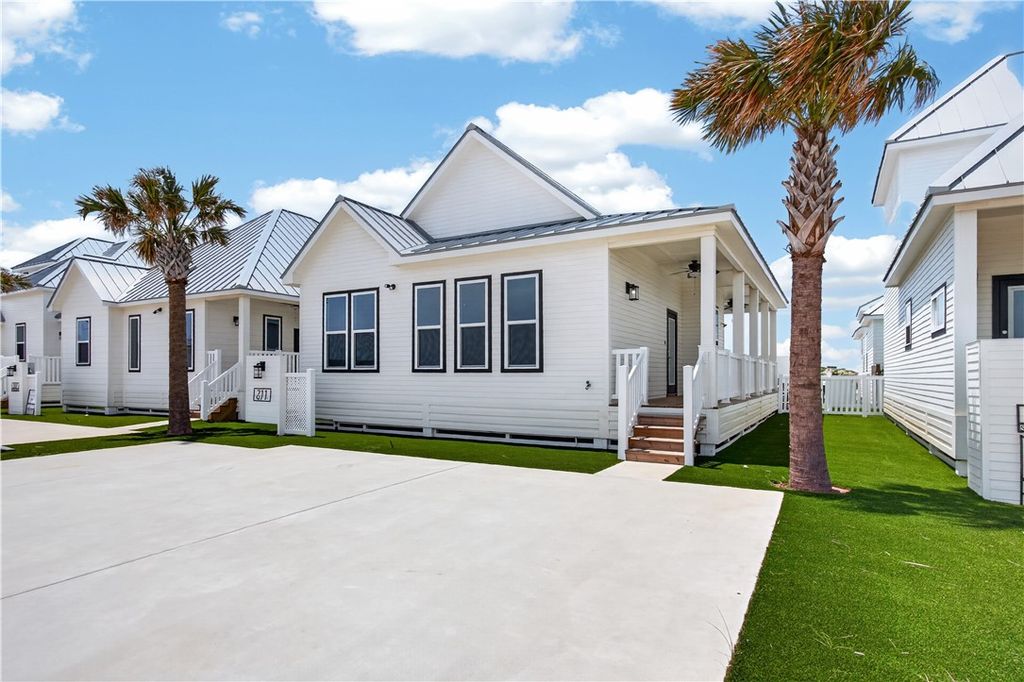 211 St John Circle, Port Aransas, TX 78373 — photo 2