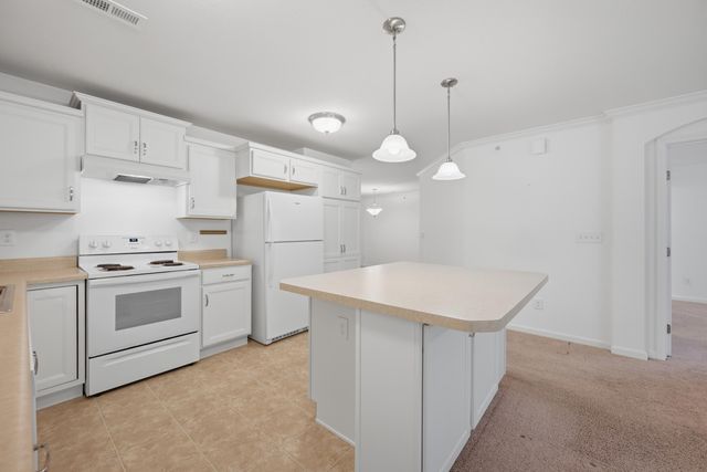 2048 Tanners Cove Road, Hebron, KY 41048