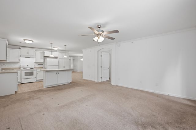 2048 Tanners Cove Road, Hebron, KY 41048